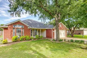 518 Lone Star St, Joshua, TX 76058 - Photo 6