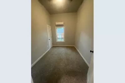 320 W 6th Street, Bonham, TX 75418 - Photo 8