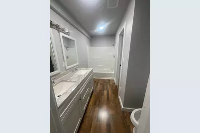 320 W 6th Street, Bonham, TX 75418 - Photo 6