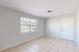 220 W Union Bower Rd, Irving, TX 75061 - Photo 16