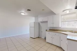 220 W Union Bower Rd, Irving, TX 75061 - Photo 14