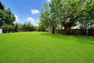 6717 Mesa Dr, North Richland Hills, TX 76182 - Photo 28
