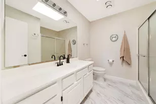 6717 Mesa Dr, North Richland Hills, TX 76182 - Photo 22
