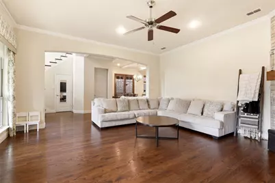 2512 Bill Moses Parkway, Farmers Branch, TX 75234 - Photo 6