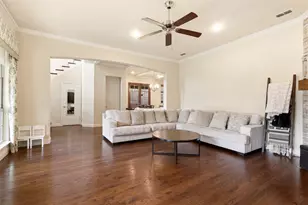 2512 Bill Moses Parkway, Farmers Branch, TX 75234 - Photo 6