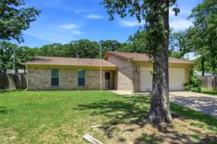 400 Woodlake Cir, Azle, TX 76020 - Photo 1
