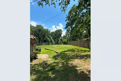 400 Woodlake Circle, Azle, TX 76020 - Photo 10