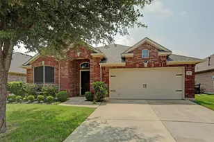2804 Cascade Cove Dr, Little Elm, TX 75068 - Photo 4