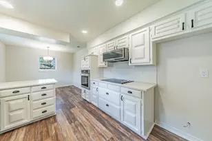 2212 Vickers Dr, Plano, TX 75075 - Photo 12