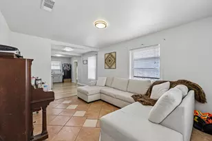 1215 Churchill Rd, River Oaks, TX 76114 - Photo 2