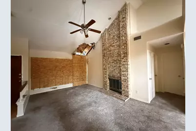 3703 Clover Hill Lane, Carrollton, TX 75007 - Photo 8