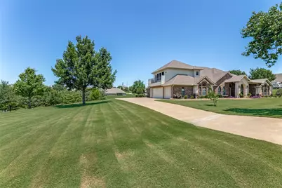 3508 S Bay Breeze Lane, Fort Worth, TX 76179 - Photo 2