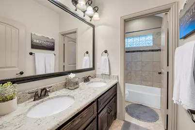 2216 6th Avenue, Flower Mound, TX 75028 - Photo 14