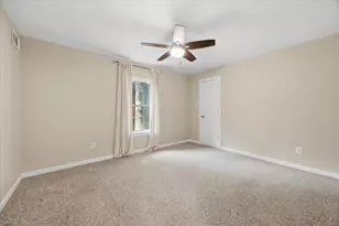 401 N Bailey Ave, Fort Worth, TX 76107 - Photo 22