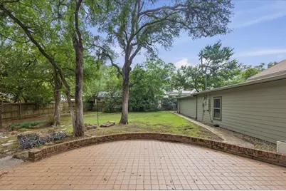 401 N Bailey Avenue, Fort Worth, TX 76107 - Photo 12