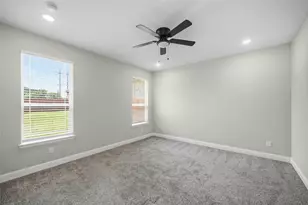 2125 Beaumont St, Grand Prairie, TX 75051 - Photo 18