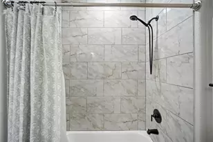 2125 Beaumont St, Grand Prairie, TX 75051 - Photo 22