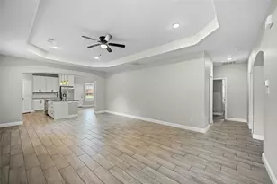 2125 Beaumont St, Grand Prairie, TX 75051 - Photo 10