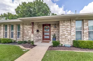 7429 La Manga Dr, Dallas, TX 75248 - Photo 2