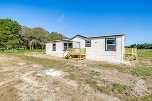 4417 County Rd 423, Grandview, TX 76050 - Photo 2