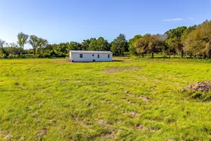 4417 County Rd 423, Grandview, TX 76050 - Photo 38