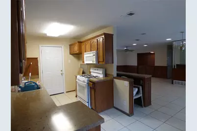 502 Moonlight Drive, Garland, TX 75040 - Photo 10