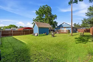 1005 N Oak St, Leonard, TX 75452 - Photo 24