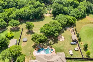 6450 Caliche Cir, Midlothian, TX 76065 - Photo 10