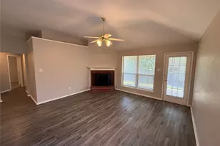 10524 Aransas Dr, Fort Worth, TX 76131 - Photo 8