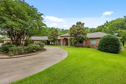 207 Tonkawa Trail, Corsicana, TX 75109 - Photo 1