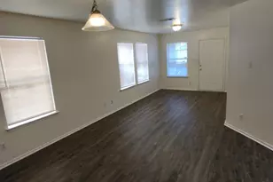 247 Cliff Height Cir, Dallas, TX 75241 - Photo 8