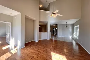 9787 Old Field Dr, McKinney, TX 75072 - Photo 8