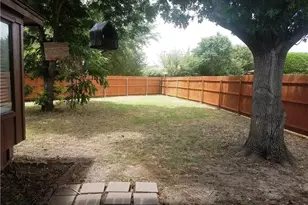 2425 Inverness Dr, Garland, TX 75040 - Photo 16