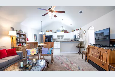206 W Oak, Olney, TX 76374 - Photo 6