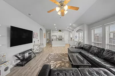 107 Valverde Lane, Alvarado, TX 76009 - Photo 4