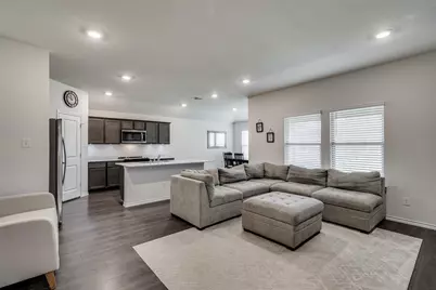 2117 Croton Avenue, Royse City, TX 75189 - Photo 2