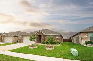 2928 Shoemaker Dr, Royse City, TX 75189 - Photo 2
