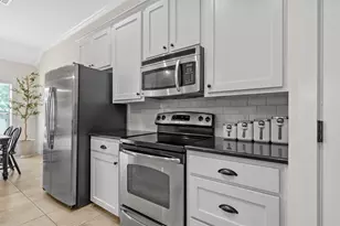 513 Kings Row, Woodway, TX 76712 - Photo 16