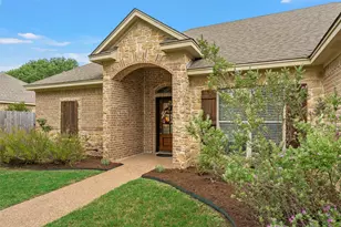 513 Kings Row, Woodway, TX 76712 - Photo 4