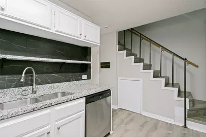 2400 Jupiter Road #I 2, Plano, TX 75074 - Photo 14
