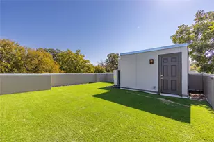 2134 Lucas Dr, Dallas, TX 75219 - Photo 22