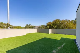 2134 Lucas Dr, Dallas, TX 75219 - Photo 2