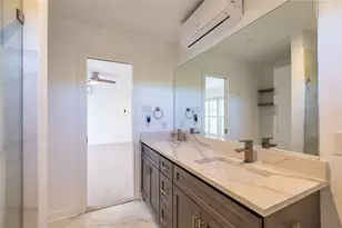 2134 Lucas Dr, Dallas, TX 75219 - Photo 16