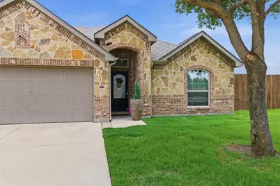 800 Silverthorne Drive, Burleson, TX 76028 - Photo 4