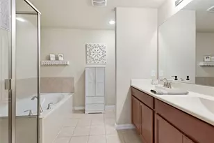 800 Silverthorne Dr, Burleson, TX 76028 - Photo 28