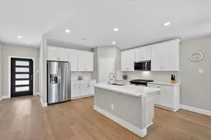 903 Edgehurst Dr, Princeton, TX 75071 - Photo 2