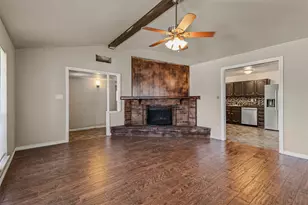 3627 Longcourt Cir, Mesquite, TX 75150 - Photo 2