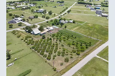 266 Old Chisholm Trail, Rhome, TX 76078 - Photo 36