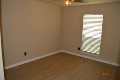 5225 Worley Drive, The Colony, TX 75056 - Photo 8
