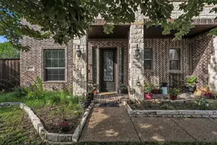 800 Goose Ct, Forney, TX 75126 - Photo 2